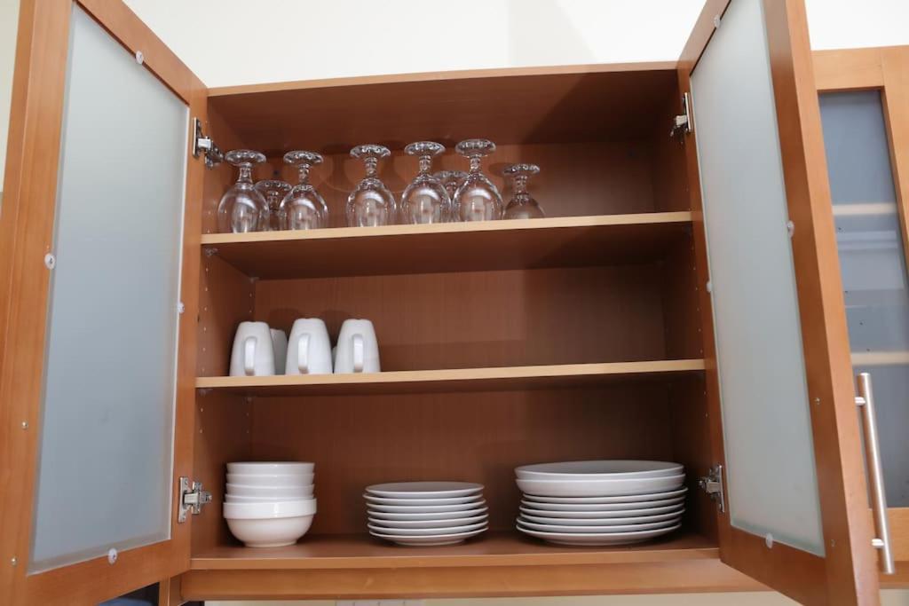 Richmond - Heroes Villa, Ac, Security, Access To Pool, Playground & Private Beach - Welcome Breakfast Basket Exteriör bild