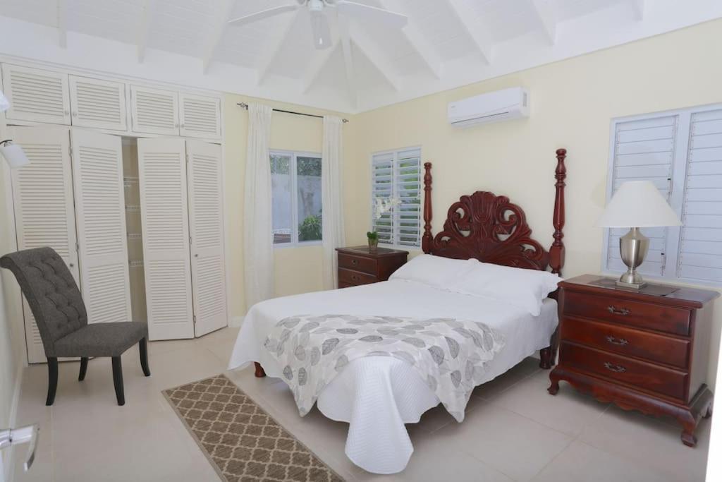 Richmond - Heroes Villa, Ac, Security, Access To Pool, Playground & Private Beach - Welcome Breakfast Basket Exteriör bild