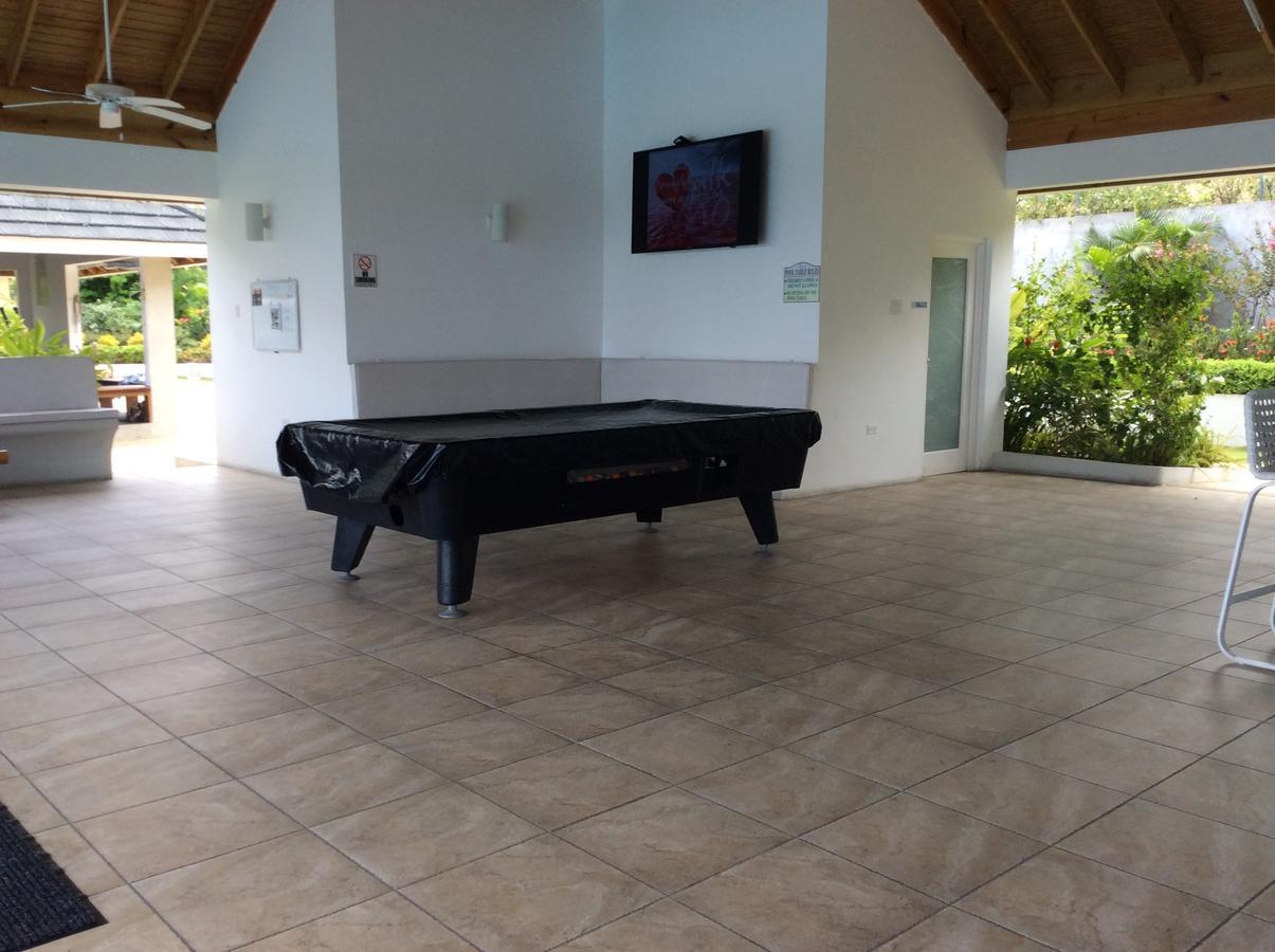 Richmond - Heroes Villa, Ac, Security, Access To Pool, Playground & Private Beach - Welcome Breakfast Basket Exteriör bild