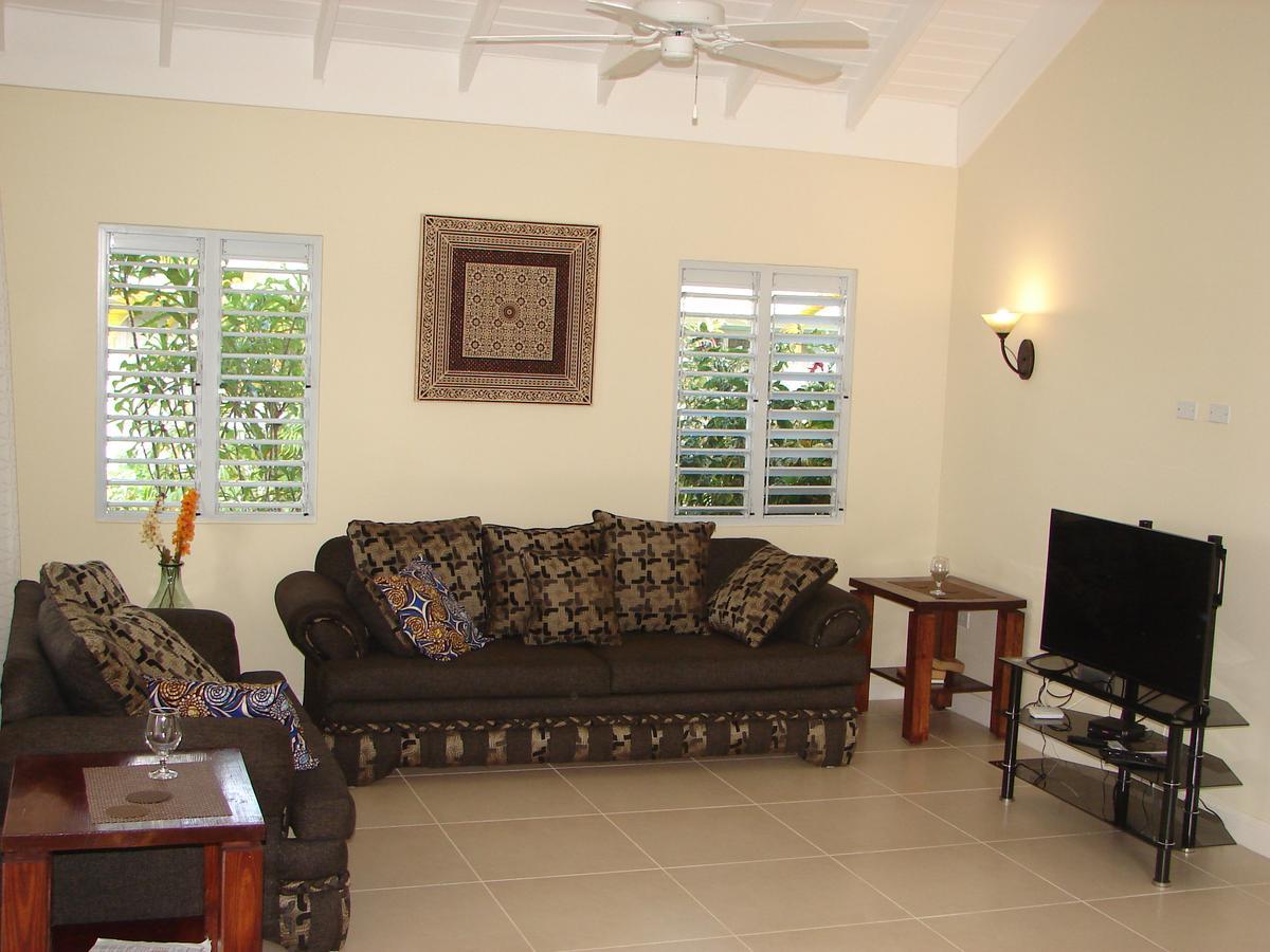 Richmond - Heroes Villa, Ac, Security, Access To Pool, Playground & Private Beach - Welcome Breakfast Basket Exteriör bild